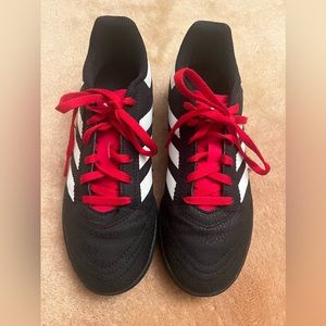 ADIDAS Turf Soccer Cleats Shoes Youth Size 3.5 EUC